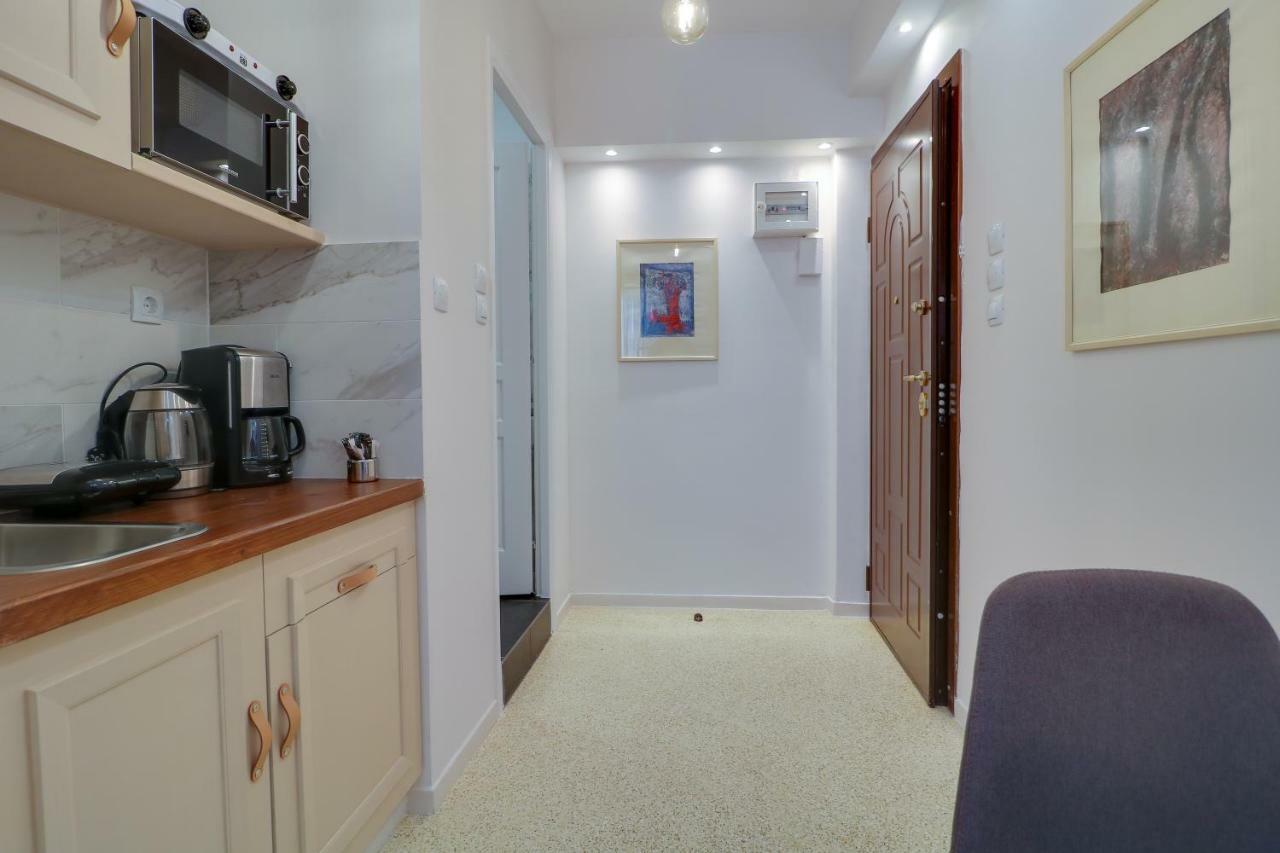 Stylish, Comfy Suite In The Heart Of Athen Exterior foto