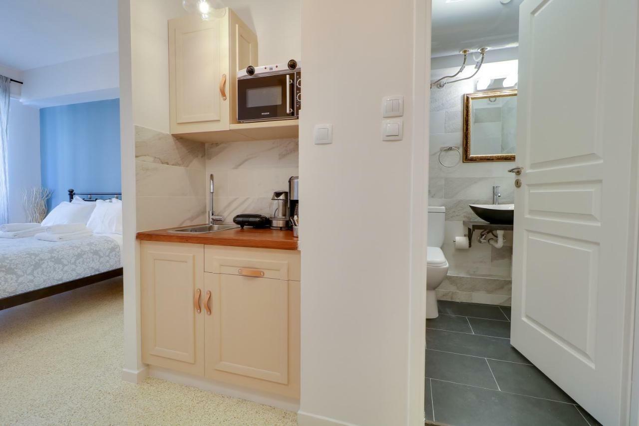 Stylish, Comfy Suite In The Heart Of Athen Exterior foto